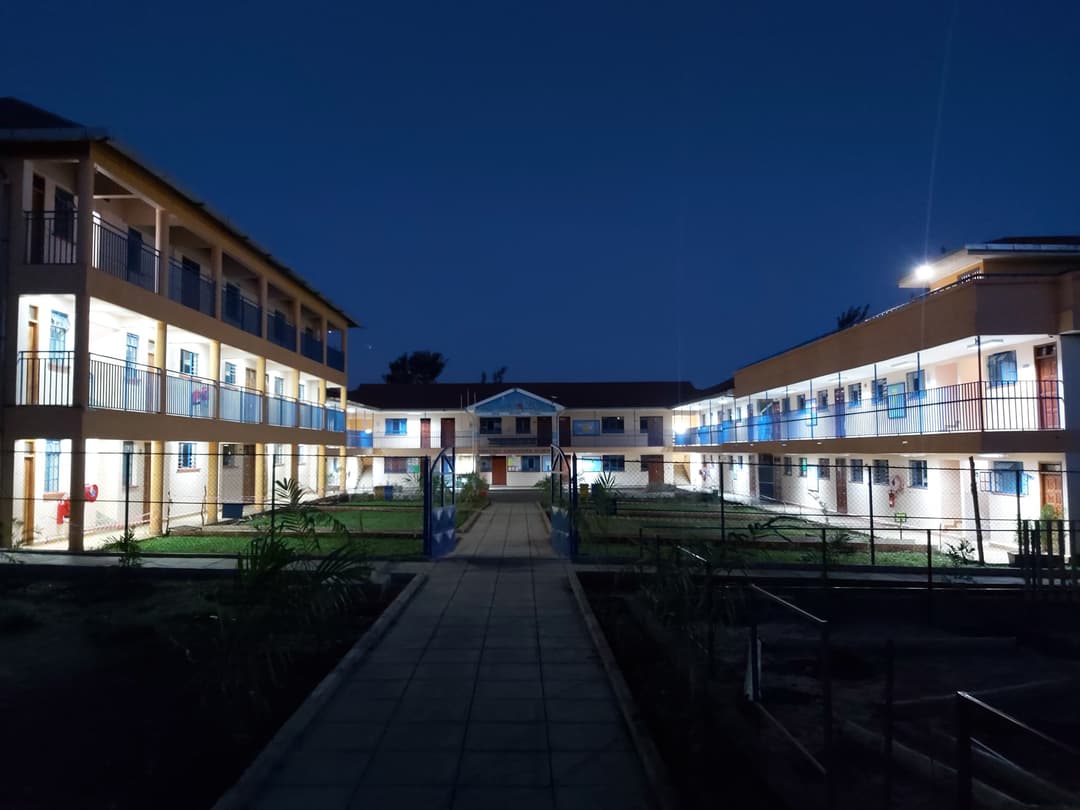 Urafiki Carovana School
